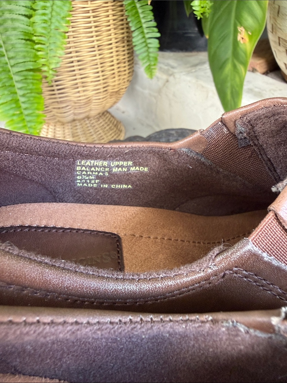 Earth Orgins Brown Leather Double-Buckle Heels - Picture 4 of 7